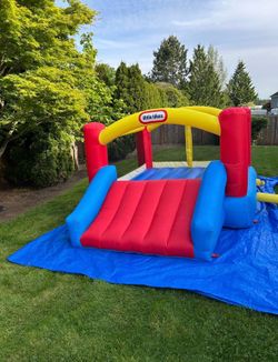 Inflatable jump house-Little Tikes Jump & Slide