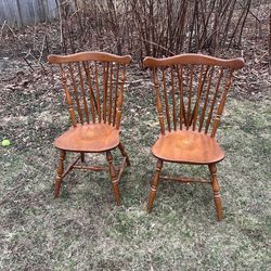 Heywood-Wakefield Winthrop Windsor chairs