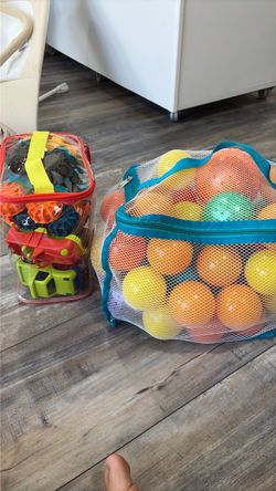 Free toys