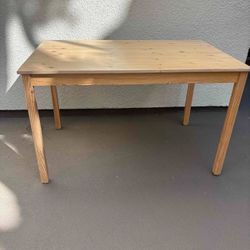 Solid Wood Dining Table / Desk – Minimalist Style – Great Condition 