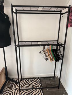Clothing rack