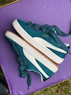 Pumas size 7
