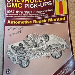 Haynes Auto Repair Manual For Chevy & GMC trucks 1967 Thru 87