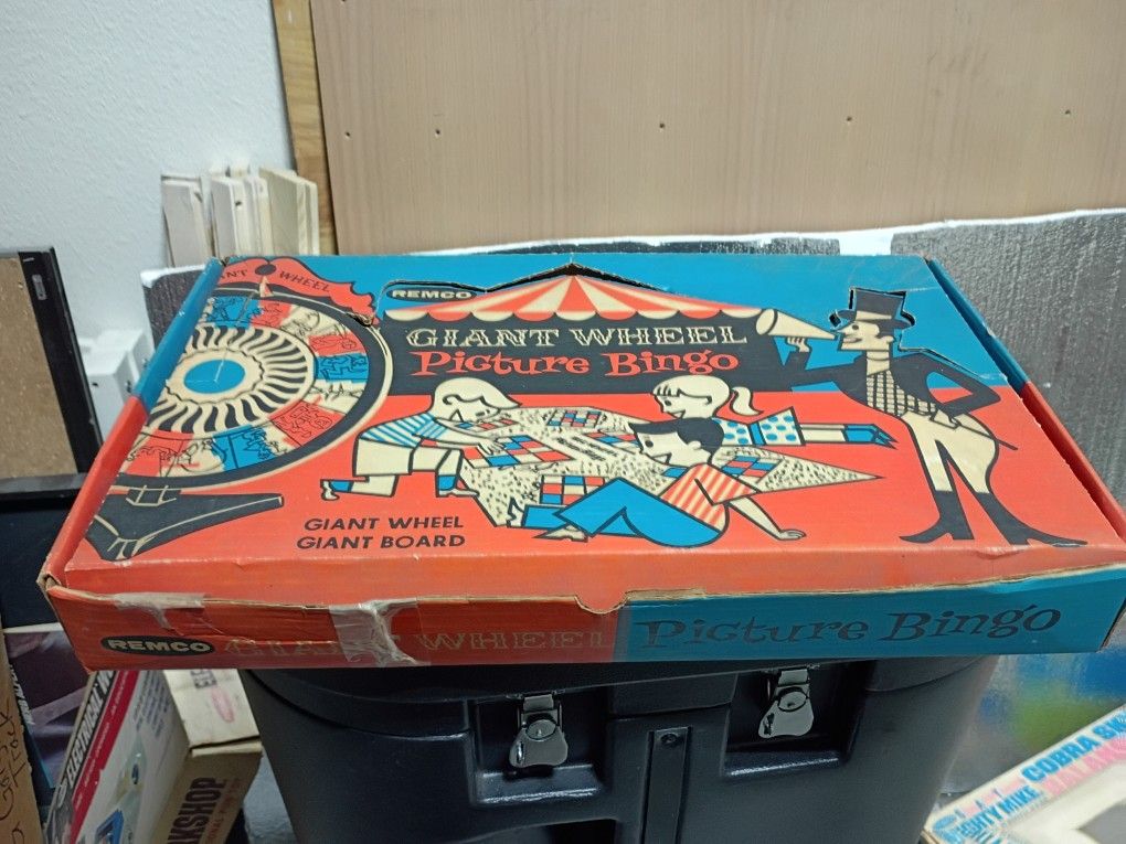 Make Me An Offer 1958 REMCO GIANT WHEEL HORSE RACE In Box