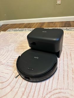 Robot Vacuum - Eufy C10 auto self empty