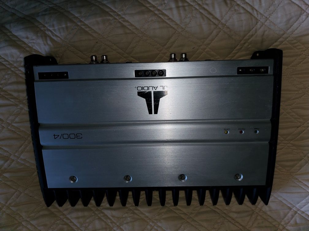 JL Audio Slash 300/4 4-Channel Car Amp Very powerful and good quality brand name one of the best