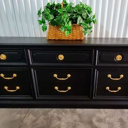 Thomasville Triple Dresser Vintage 1970's 