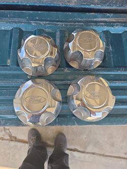 Ford Hubcaps