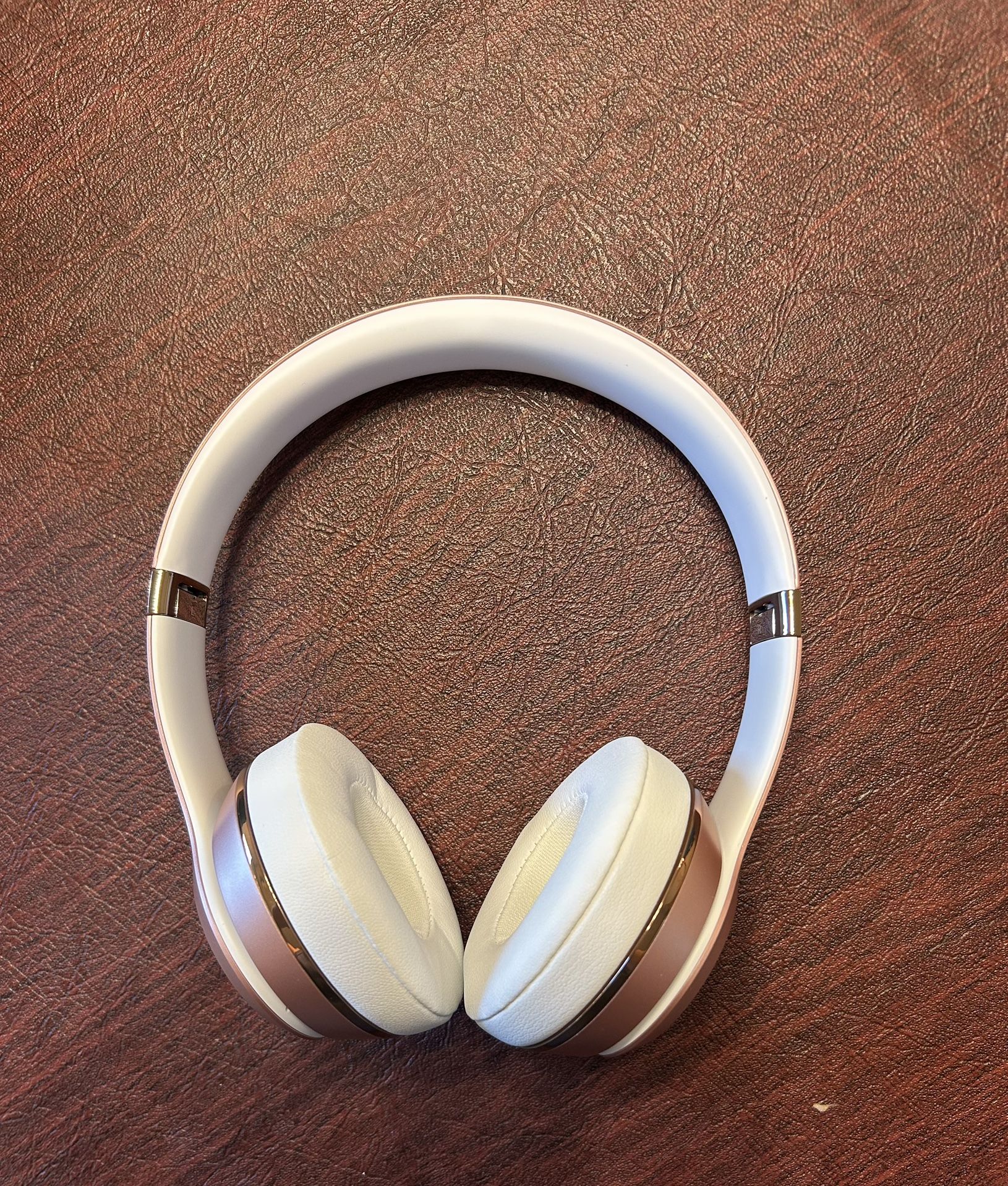Never Used Solo 3 Beats