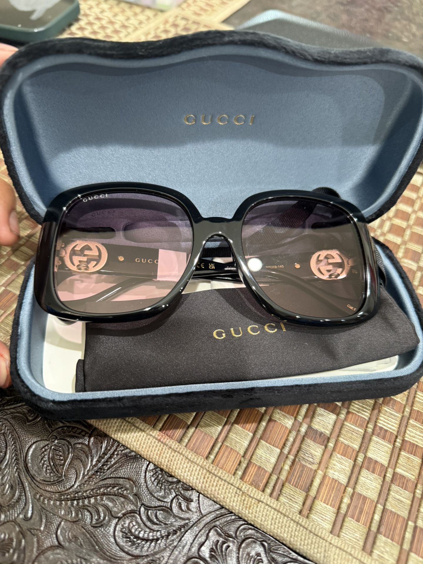 Gucci Women Sunglasses AUTHENTIC