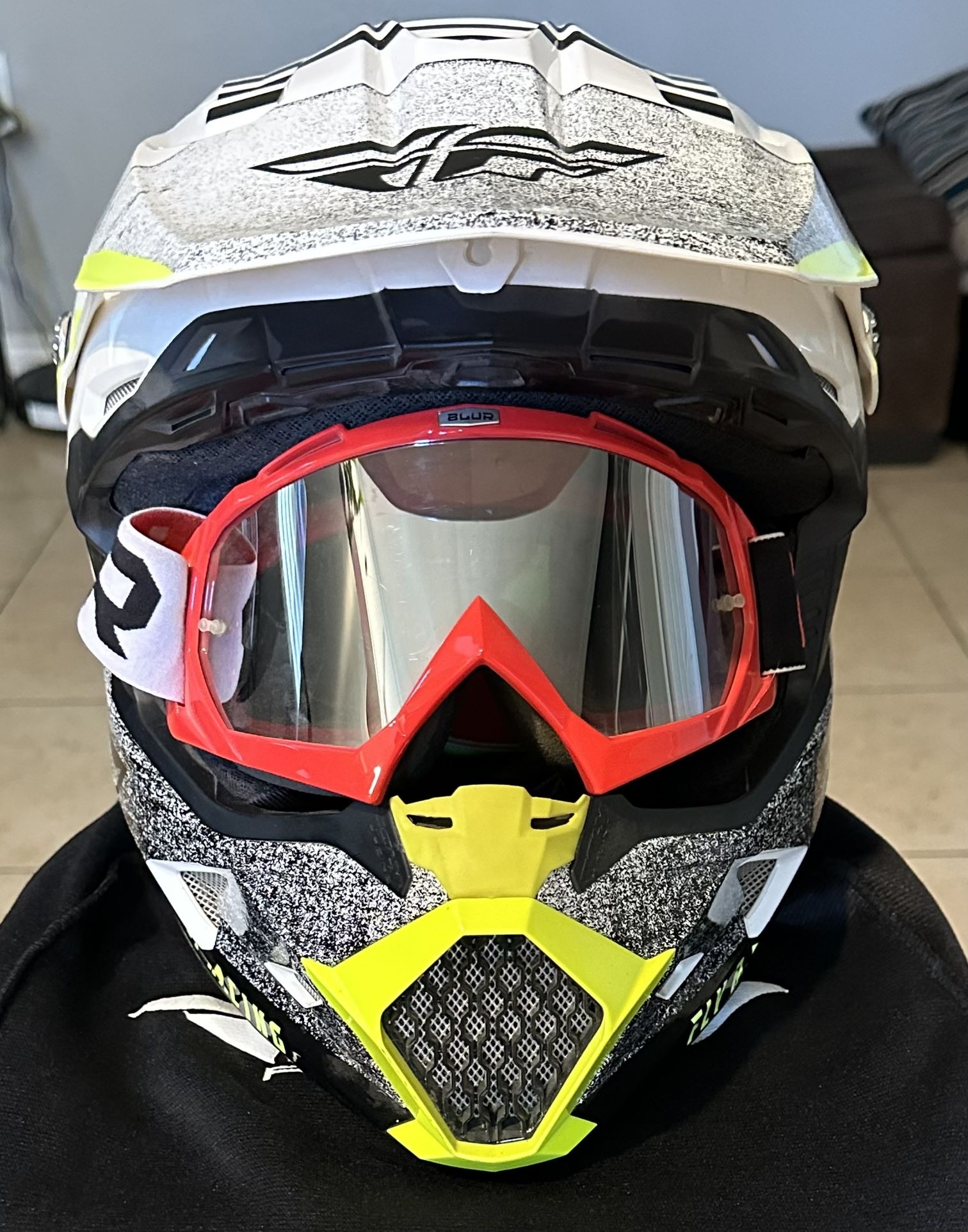 Flyracing Helmet 