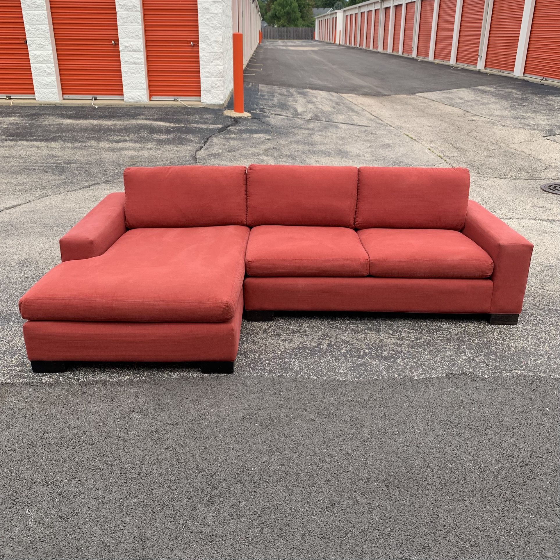 ROOM & BOARD SECTIONAL 2 PIECES 