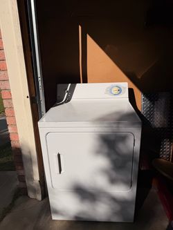 White Full-Size Electric Dryer