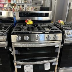 LG Gas Double Oven Stove ( Take It Home In Payments / Llevalo A Casa En Pagos)