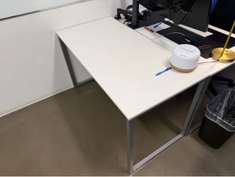 Office desk white