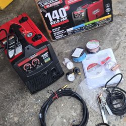 Lincoln Electric
140 Amp Weld Pak 140 HD MIG Wire Welder w/Magnum 100L Gun, Sample Spools MIG Wire and 2 Flux-Cored Wire