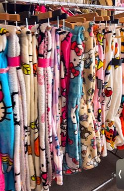 Hello kitty blanket