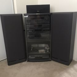 Vintage Kenwood Stereo System & Wood Cabinet