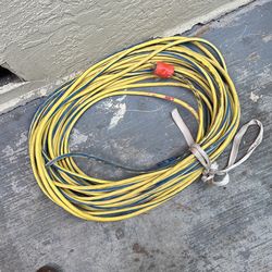 Extensión Cord 100 Feet .