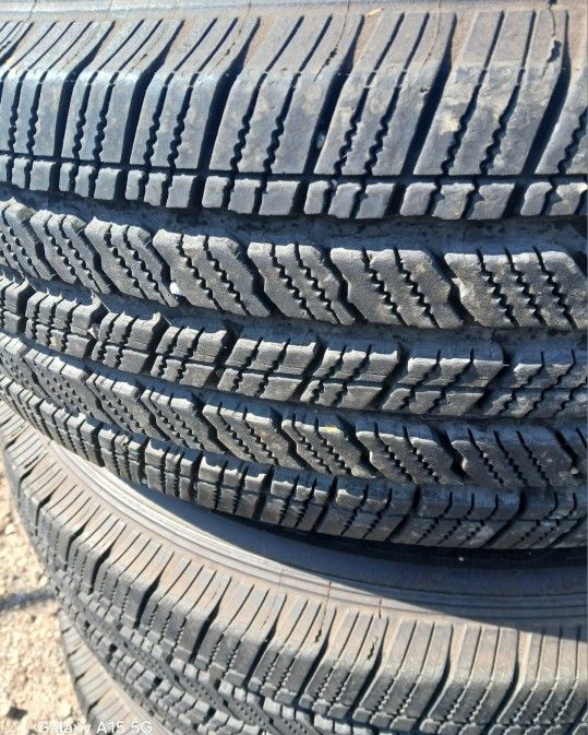 245/75R17 Michelin Ltx Ms2 Tires (4) Like New 