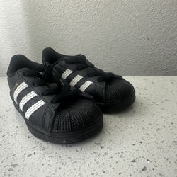 Adidas Toddler Shoe Size 5