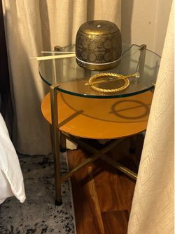 End table