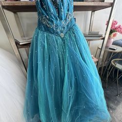 Blue Quince / Quinceanera Dress