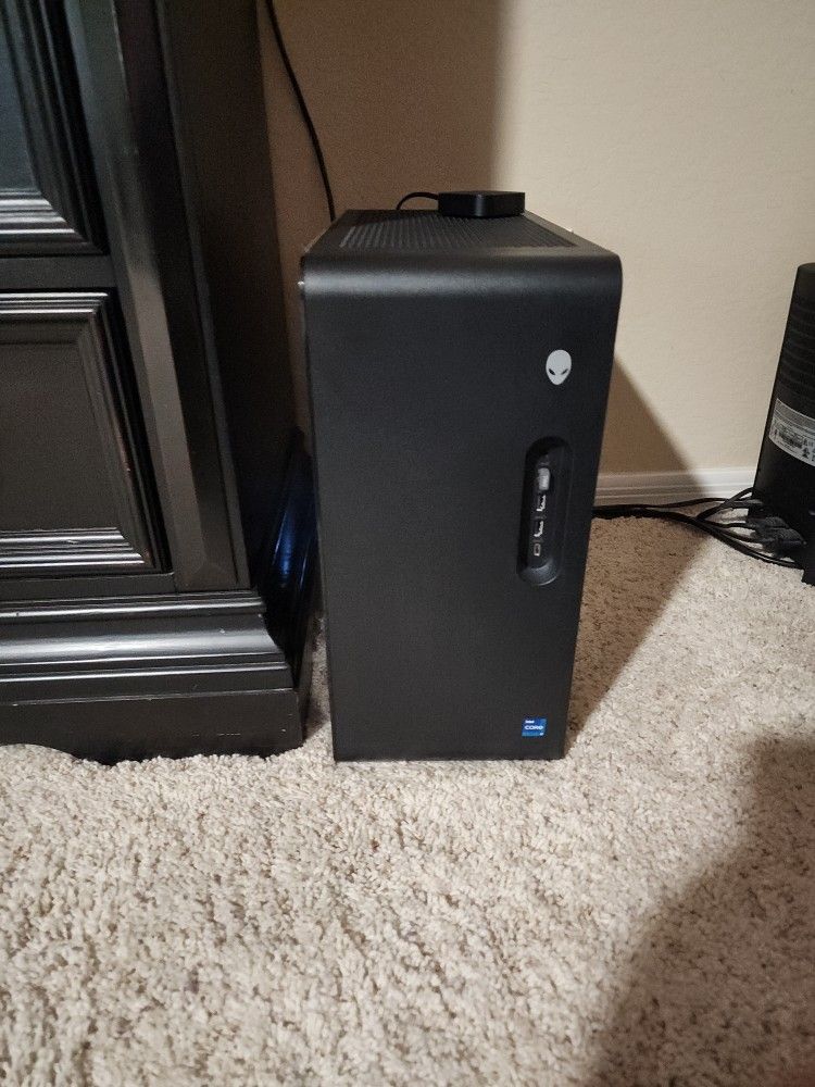 Alienware Aurora R16