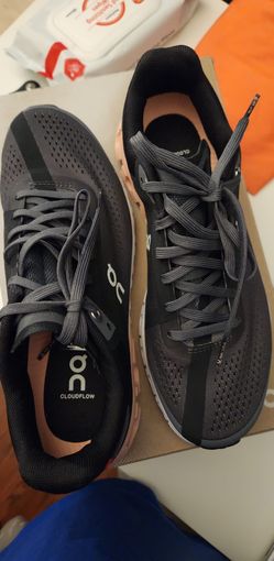 On Cloud Women Shoes