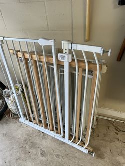 Dog/pets/baby Gates - Multiple