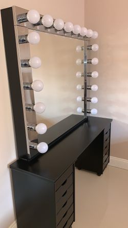 Black And Silver Vanity With Mirror & LED Lights