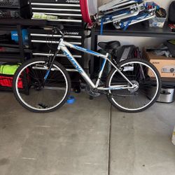 Huffy Highland Women’s 21 Speed Bike