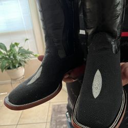 Stingray Boots