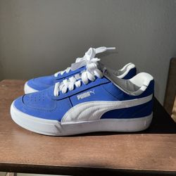 Blue Puma Caven Lace Up. Size 9.5