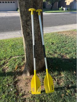 Kayaking paddles