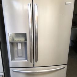 Frigidaire Stainless Steel Refrigerator 