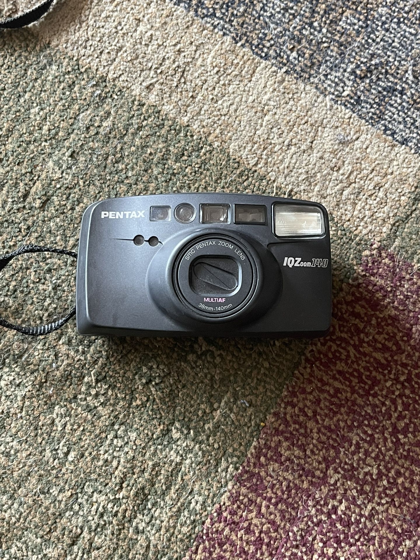Pentax IqZoom 140 35mm Film Camera