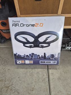 Parrot AR.Drone 2.0 with Working Battery & Charger