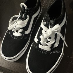 Vans Shoes Size 2.0 YT