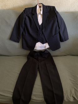 Boys Size 8 Suit