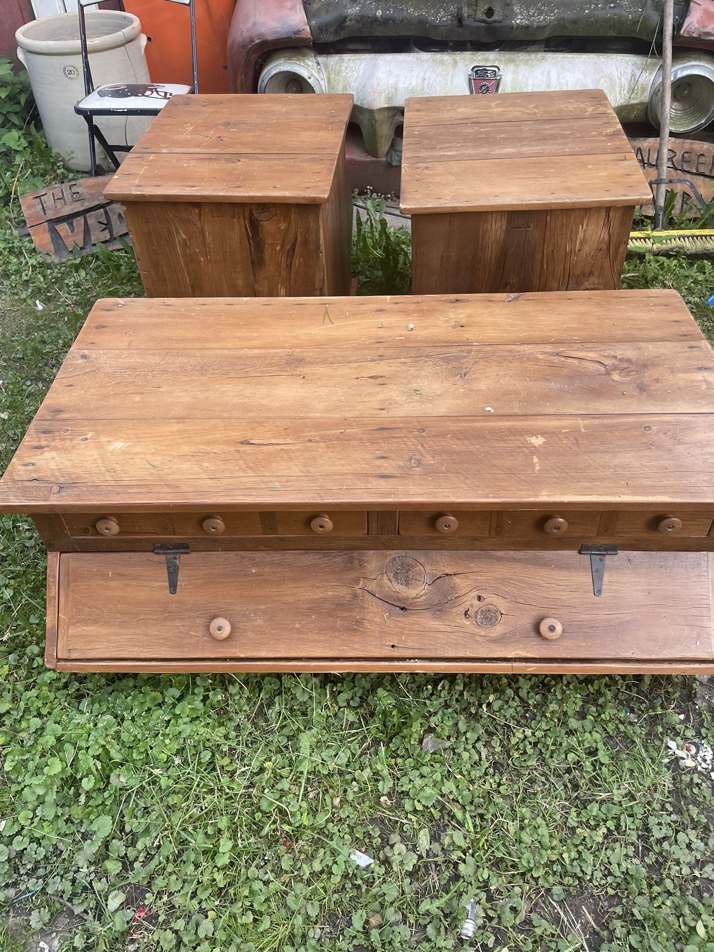 Barnwood Coffee And End Tables