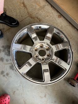 Chrome 6-Lug Alloy Wheel Rim