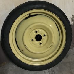 01-03/ 03 TOYOTA PRIUS SPARE TIRE/WHEEL W/ HOLD DOWN T125/70D1