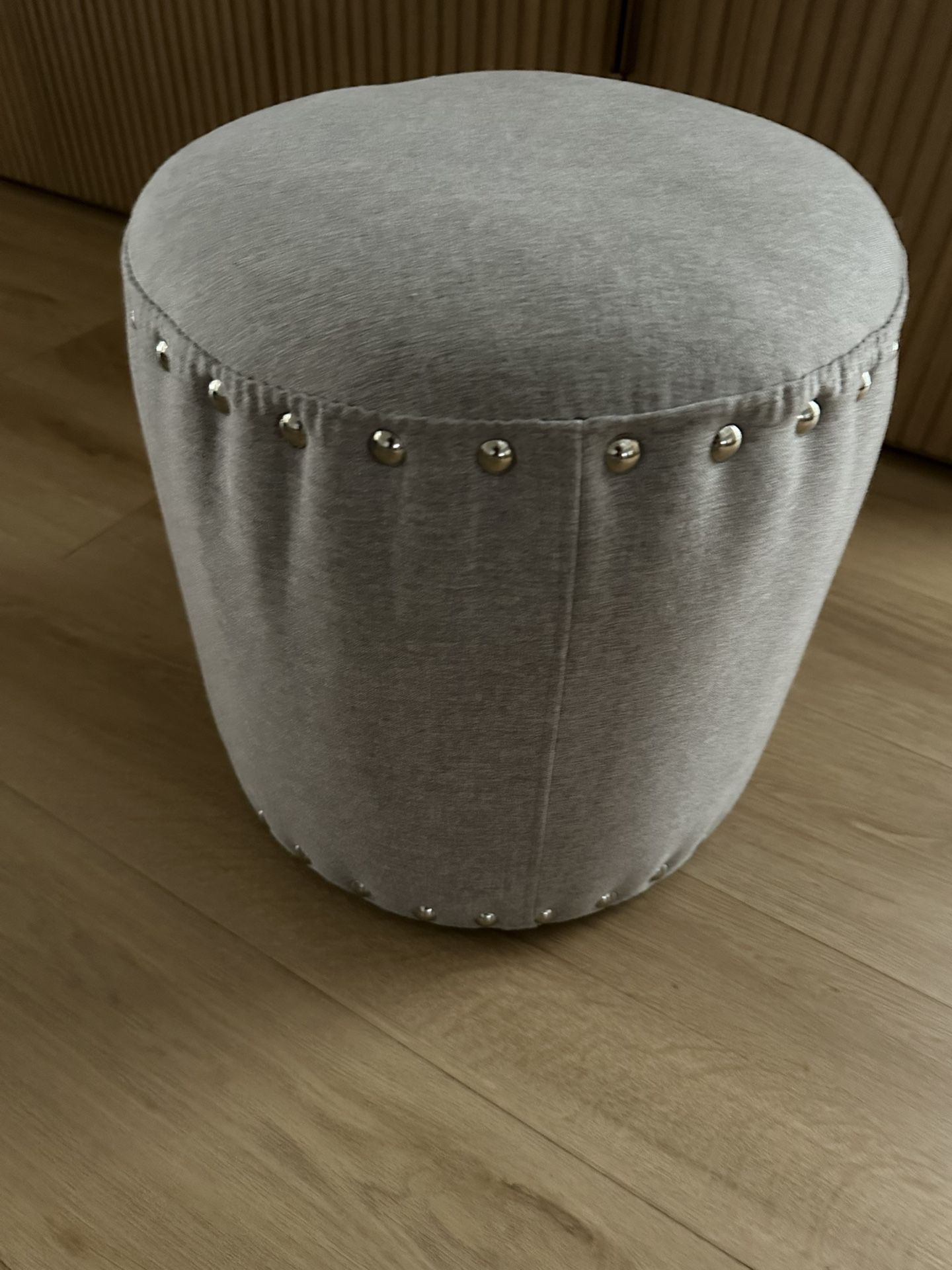 Ottoman Small Gray OBO