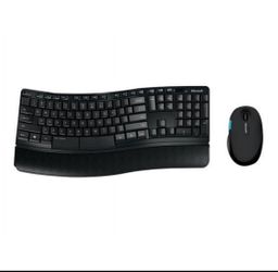 Microsoft sculpt Comfort Keyboard And mouse