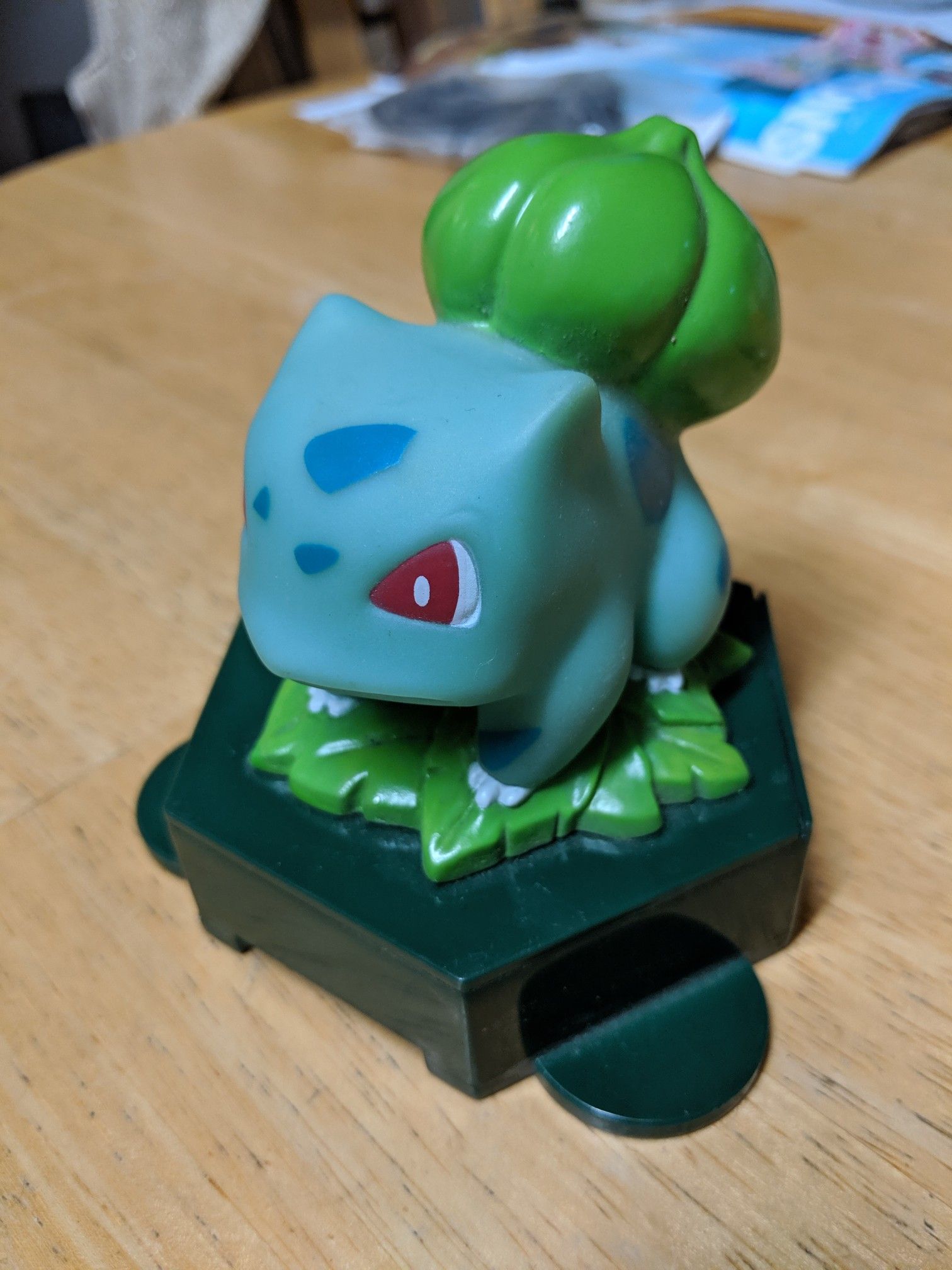 Balbasaur Pokemon change bank collectible