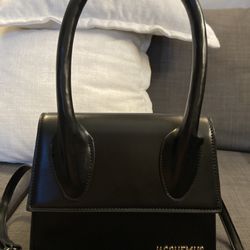 jacquemus bag / leather bag from spain 