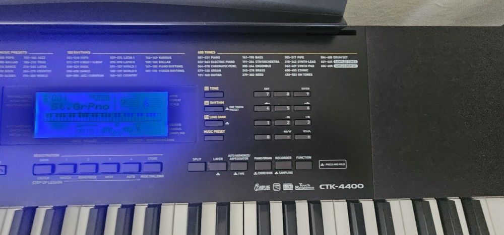 Awesome!!!SUPER SALE CASIO Electronic Piano Ctk-4400 Keyboard for