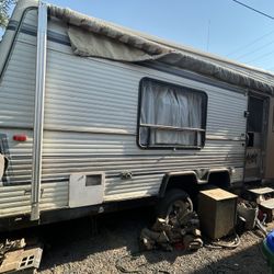 Fifth Wheel Trailer For Sale