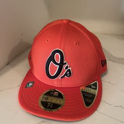 New Era Hat Size 7 5/8